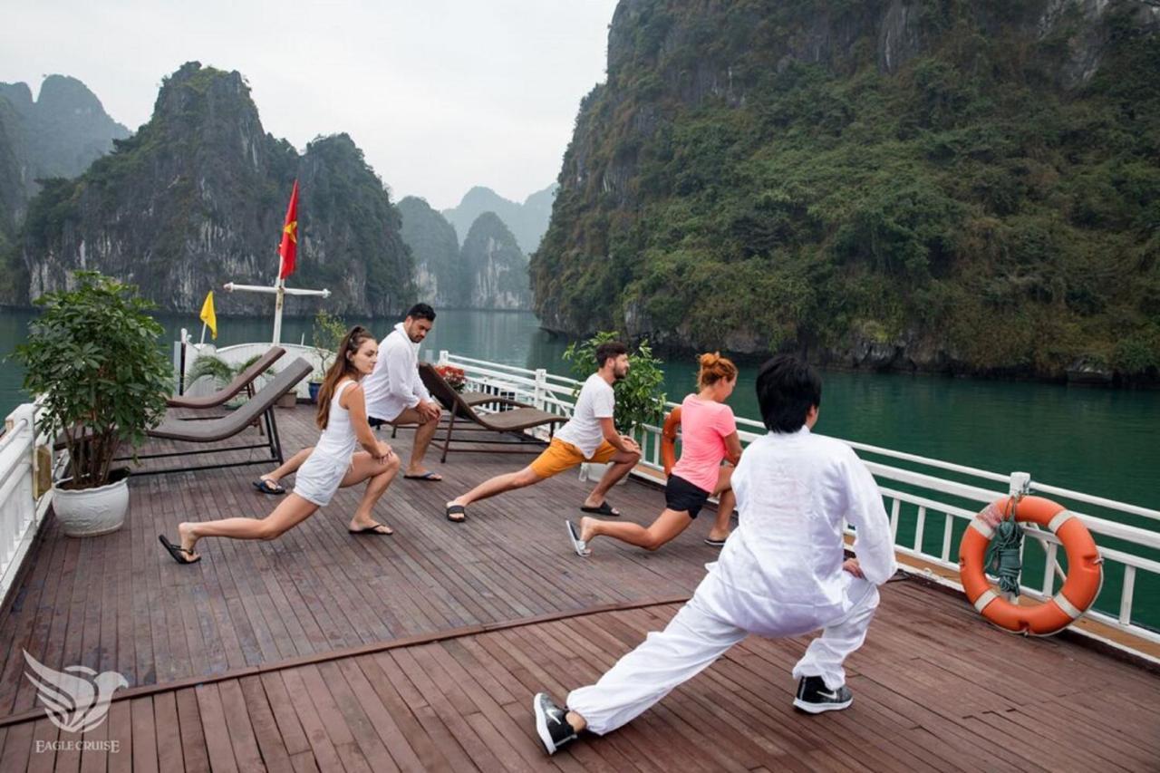 Halong Lavender Cruises Hotel Ha Long Exterior photo