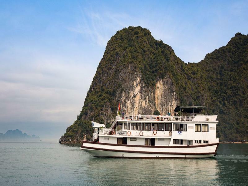 Halong Lavender Cruises Hotel Ha Long Exterior photo