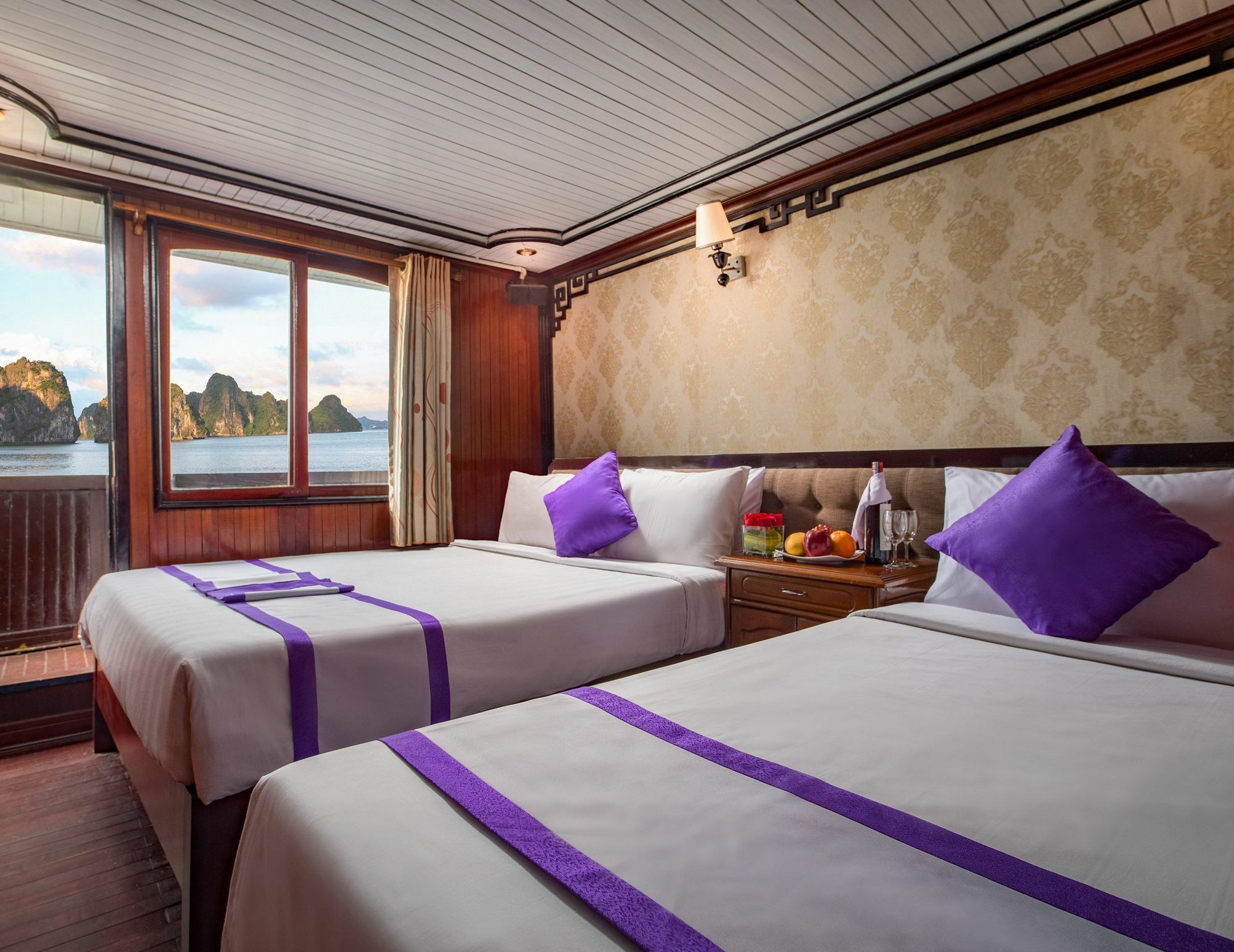 Halong Lavender Cruises Hotel Ha Long Exterior photo